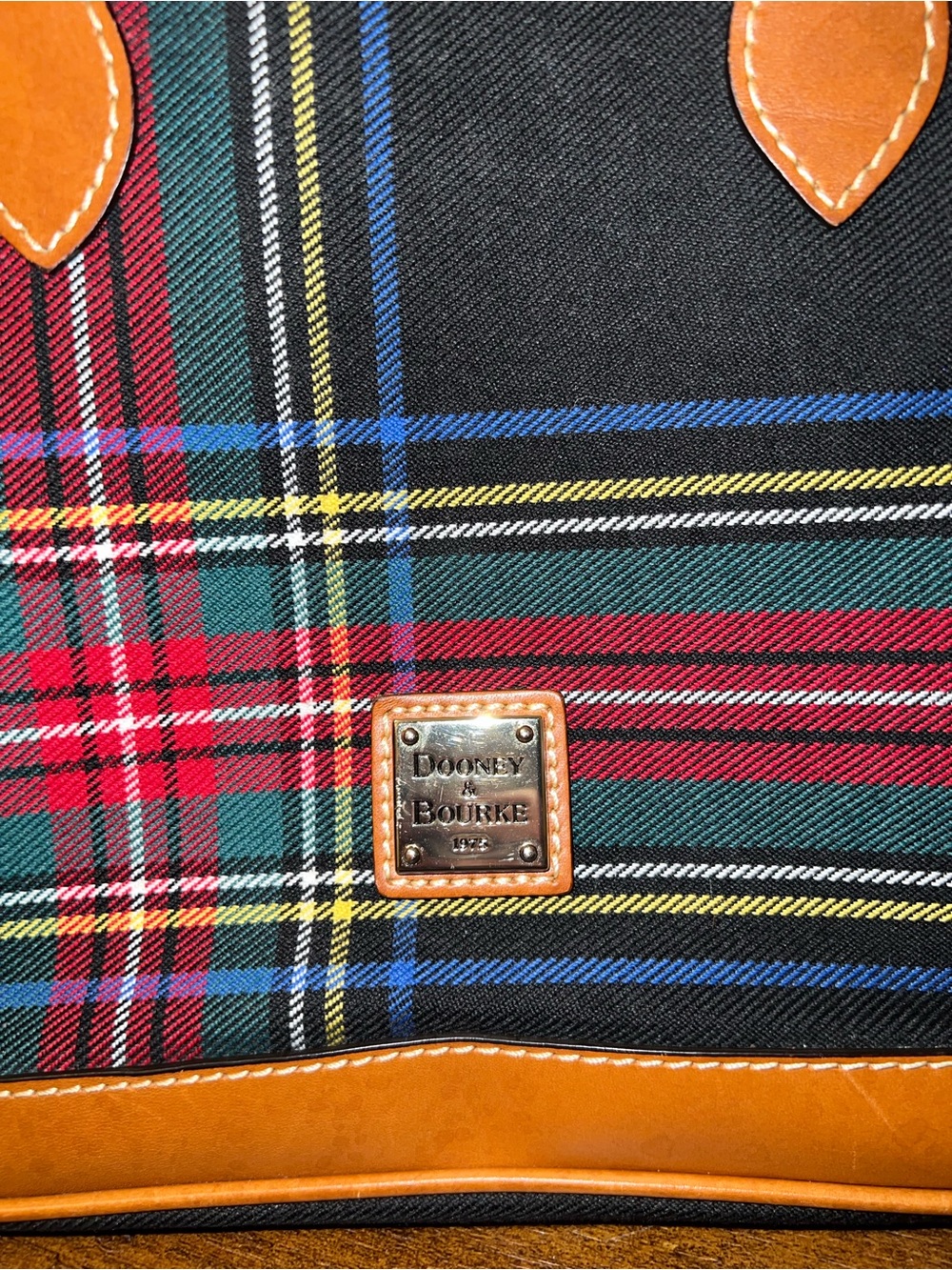 Dooney & Bourke Navy Quiet Luxury Plaid Red Tartan Leather Trim Zip Up Satchel - Picture 4 of 15